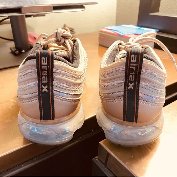 Womens Nike Air Vapormax '97 "Gold bullet" AO4542 902 Vintage Coral 8.5 US 40 EU - Picture 5 of 10